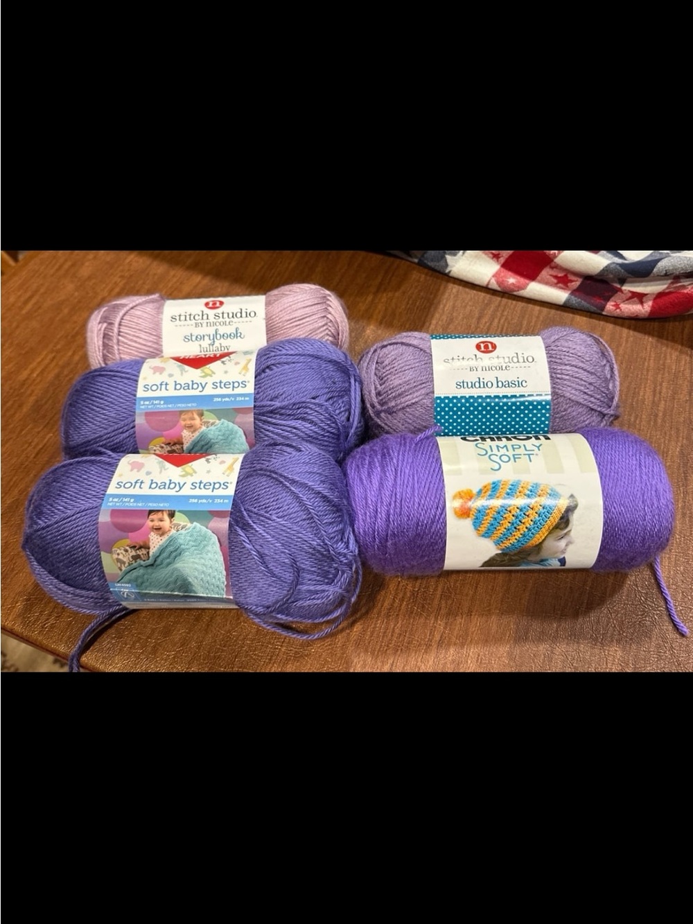 Miscellaneous purple Yarn